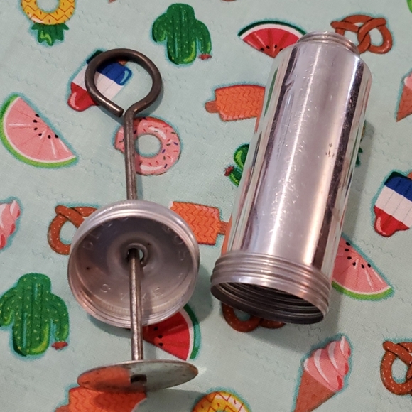 VTG Cake Decorator + 6 Tips Icing Frosting Baking Kitchen Tool Cupcake Home - Picture 9 of 14